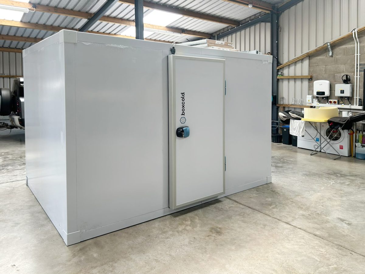 cold-room-installation-at-coton-meadows-pet-equine-crematorium