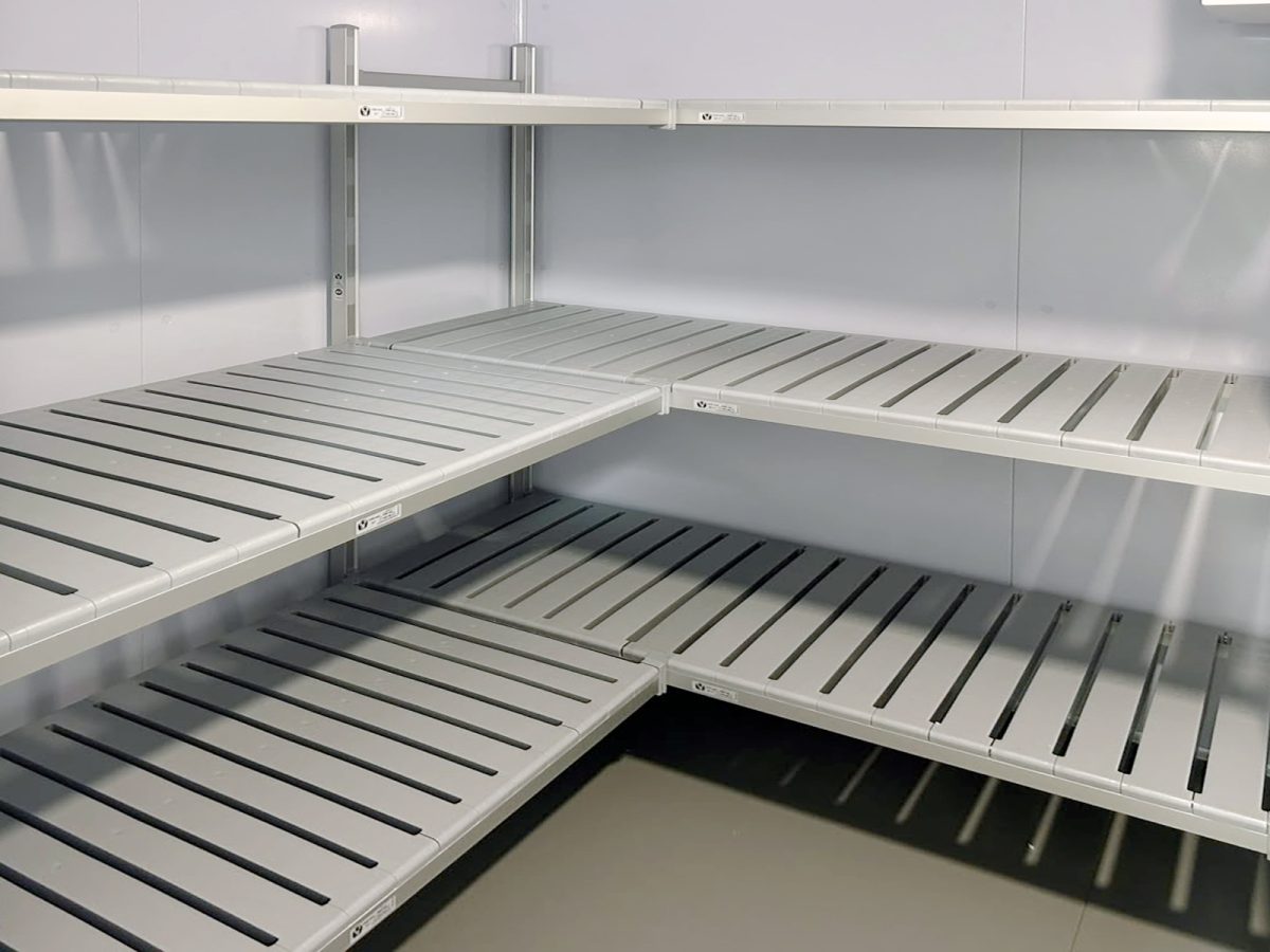 cold-room-installation-at-coton-meadows-pet-equine-crematorium